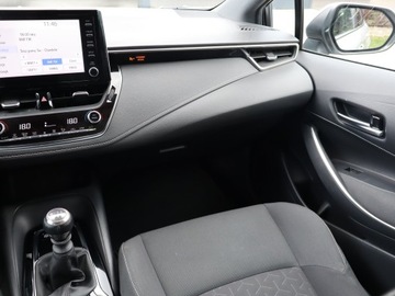 Toyota Corolla XII TS Kombi 1.2 Turbo D-4T 116KM 2019 Toyota Corolla 1.2 Turbo, Salon Polska, zdjęcie 7