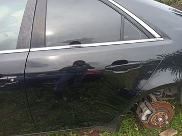 CADILLAC CTS II 2007-2014 DVEŘE LEVÝ ZADNÍ LEVÉ ČERNÉ
