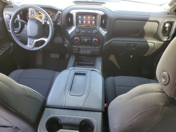 Chevrolet Silverado II 2021 Chevrolet Silverado C1500 RST 2021 5.3l 5.3 Benzyna 355KM, zdjęcie 8