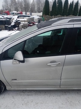 DVEŘE LEVÝ PŘEDNÍ PEUGEOT 308 11-15