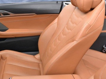 BMW Seria 8 II Coupe Facelifting 3.0 840i 333KM 2025 840i xDrive Karbiolet Cabrio 3.0 (333KM) 2025, zdjęcie 3