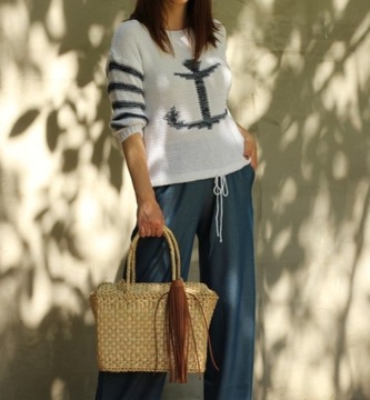 ilpiu _ Biały sweter KOTWICA