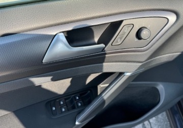 Volkswagen Golf VII Hatchback 3d 1.6 TDI BlueMotion 110KM 2015 Volkswagen Golf Bezwypadkowy, nowe sprzeglo, LOUNGE 1.6 Diesel 110KM, zdjęcie 26