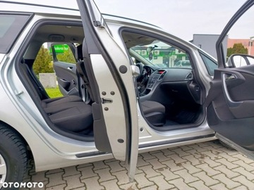 Opel Astra H Kombi 1.7 CDTI ECOTEC 125KM 2013 Opel Astra Opel Astra 1.7 CDTI DPF Sports Tourer 1.7 Diesel 125KM, zdjęcie 15