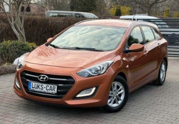 Hyundai i30 II Wagon Facelifting 1.6 MPI 120KM 2016 Hyundai i30 1,6 DOHC 120KM LIFT Bezwypadkowy SERWIS Super Stan 1.6 120KM
