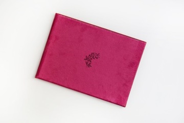 Бархатная фотокоробка 10х15 с гравированной лентой