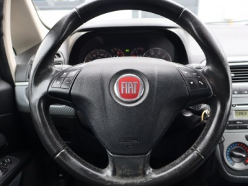 Fiat Punto Grande Punto Hatchback 5d 1.4 8v 77KM 2009 Fiat Grande Punto 1.4, Salon Polska, Klima, zdjęcie 12