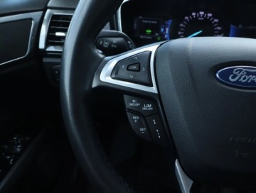 Ford Mondeo V Kombi Facelifting 2.0 Hybrid 187KM 2019 Ford Mondeo 2.0 Hybrid, Automat, Skóra, Navi, zdjęcie 12