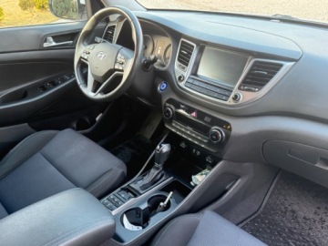Hyundai Tucson III SUV 1.7 CRDi 141KM 2016 Hyundai Tucson 1.7CRDI 140KM Automat Sprawdz 1.7 Diesel 140KM, zdjęcie 2