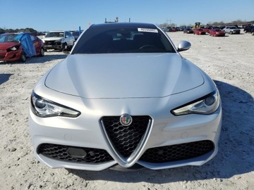 Alfa Romeo Giulia II Sedan Facelifting 2.0 Turbo 280KM 2021 Alfa Romeo Giulia TI 2021 2.0l 2.0 Benzyna 280KM, zdjęcie 5