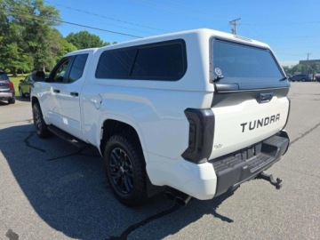 Toyota Tundra II 2022 Toyota Tundra SR Extended Cab Medium Bed 2022 3.5 Benzyna 348KM, zdjęcie 1