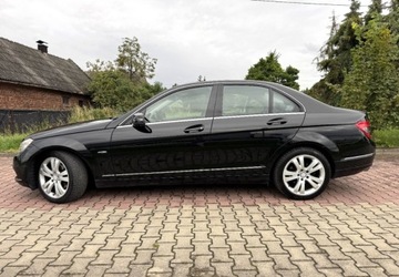 Mercedes Klasa C W204 Limuzyna 1.8 180 K 156KM 2010 Mercedes-Benz Klasa C Parktronik przod tyl Podgrzewane fotele pol-skora el, zdjęcie 3