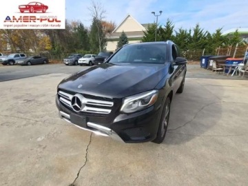 Mercedes GLC C253 2019 Mercedes-Benz GLC 350e 2019 2.0l 2.0 Benzyna 320KM