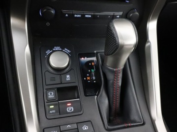 Lexus NX I SUV 200t 238KM 2015 Lexus NX 200t, Salon Polska, Serwis ASO, 4X4, zdjęcie 12