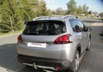Peugeot 2008 I SUV Facelifting 1.2 PureTech 110KM 2018 Peugeot 2008 Automat Panorama Wersja Crossway 1.2 Benzyna 110KM, zdjęcie 2