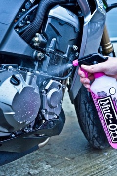 MUC-OFF ЖИДКОСТЬ РАСПЫЛИТЕЛЬ ДЛЯ ЧИСТКИ МОТОЦИКЛОВ 1Л