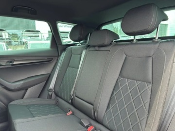 Skoda Karoq Crossover Facelifting 2.0 TSI 190KM 2026 Skoda Karoq Sportline 2.0 TSI 190KM DSG 4x4, zdjęcie 6