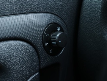 Skoda Roomster Mikrovan Facelifting 1.2 TSI 85KM 2012 Skoda Roomster 1.2 TSI, Klima, Tempomat, zdjęcie 15