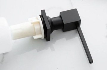 КВАДРАТНЫЙ ЧЕРНЫЙ ДИСПЕНСЕР ЖИДКОСТИ ДЛЯ РАКОВИНЫ