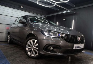 Fiat Tipo II Sedan 1.6 MultiJet 120KM 2017 Fiat Tipo Kamera cofania _ LED _ Alu felgi _ Podgrzewane fotele 1.6 Diesel, zdjęcie 1