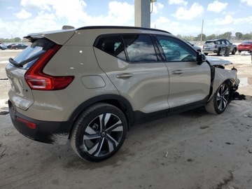 Volvo XC40 2025 Volvo XC 40 Plus 2025 2.0l 2.0 Benzyna 247KM, zdjęcie 3