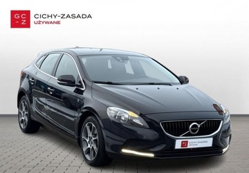 Volvo V40 II Cross Country 1.5 T3 DRIVE-E 152KM 2016 Volvo V40 1.5 Benzyna 152KM, zdjęcie 6