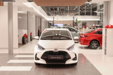 Toyota 2024 Toyota Yaris Hybrid 1.5 Style 1.5 Hybryda 116KM