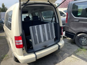 Volkswagen Caddy III Kombi Facelifting 2.0 TDI 140KM 2015 Volkswagen Caddy Niepełnosprawnych inwalida, zdjęcie 1