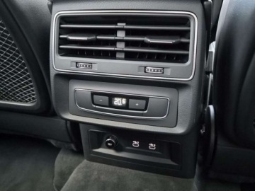 Audi Q7 II Q7-e 3.0 55 TFSI e  381KM 2021 Audi Q7 Audi Q7 TFSI e S line 55 TFSI e quattro 381KM tiptronic 3.0 381KM, zdjęcie 23