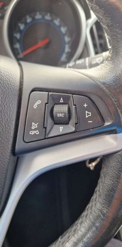 Chevrolet Cruze Kombi 1.6 16V DOHC 124KM 2013 Chevrolet Cruze 1.6 16V 124KM Tempomat Parktronic 1.6 Benzyna 124KM, zdjęcie 12