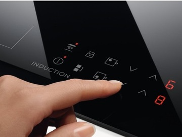 ELECTROLUX SET духовка с термощупом + индукционная плита с комбинированной варочной панелью