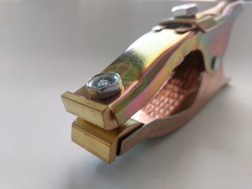 Зажим POLAR GRASS ЛАТУНЬ 300А КАЧЕСТВО!