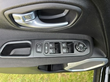 Jeep Renegade SUV 1.6 E-TorQ 110KM 2016 Jeep Renegade zadbany*gwarancja*finansowanie, zdjęcie 18