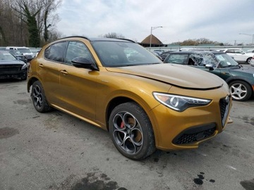 Alfa Romeo Stelvio SUV Facelifting 2.0 Turbo 280KM 2023 Alfa Romeo Stelvio Ti 2023 2.0 Benzyna 280KM, zdjęcie 4
