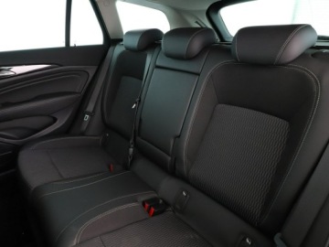 Opel Insignia II Sports Tourer 2.0 CDTI 170KM 2018 Opel Insignia Automat Navi Kamera cofania, zdjęcie 16