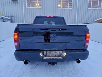  RAM 1500 Classic Slt 2022 5.7 Benzyna 395KM, zdjęcie 2