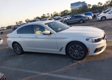 BMW Seria 5 G30-G31 2020 BMW Seria 5 BMW 530E IPERFORMANCE 2.0 Hybryda 187KM, zdjęcie 1