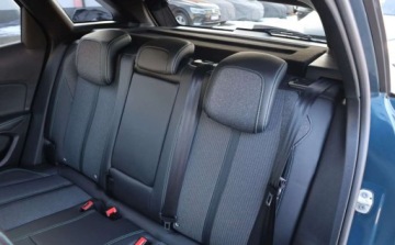 Peugeot 3008 II Plug-In Hybrid Facelifting 1.6 HYBRID 225KM 2021 Peugeot 3008 Peugeot 3008 225 e-EAT8 Allure Pack 1.6 Hybryda Plug-in 225KM, zdjęcie 18