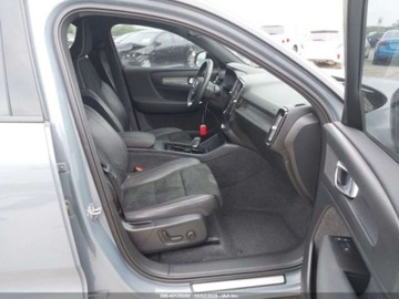 Volvo XC40 2022 Volvo XC 40 Recharge Pure Electric P8 Twin Plus 2022 Elektryczny 402KM, zdjęcie 6