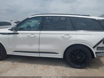 Lincoln 2025 Lincoln Aviator Reserve 2025 3.0l 3.0 Benzyna 400KM, zdjęcie 2