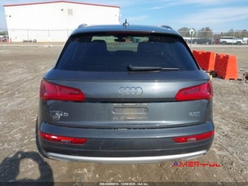 Audi Q5 II SUV 2.0 TFSI 252KM 2018 Audi Q5 2018 r., 2,0L 2.0 Benzyna 252KM, zdjęcie 4