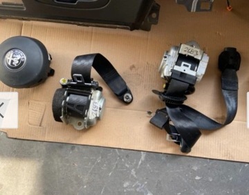 Alfa romeo Stelvio airbag deska konsola poduszki Pasy 100% orginał