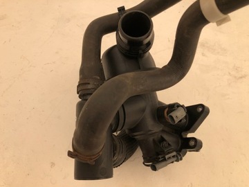 DISCOVERY SPORT L550 POUZDRO TERMOSTATU G4D38575