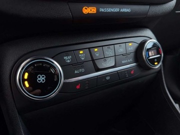 Ford Fiesta VIII Hatchback 3d 1.0 EcoBoost 125KM 2018 Ford Fiesta Salon PL Kamera Tempomat Apple CarPlay Android Auto Asystent P, zdjęcie 21