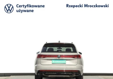 Volkswagen Touareg III SUV 3.0 V6 SCR TDI 286KM 2023 Volkswagen Touareg 3.0 286KM V6 TDI 4Motion R-Line Dach panoramiczny Hak N, zdjęcie 6