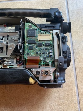Широкоэкранная камера Sony DSR-570WSP DVCam по запчастям