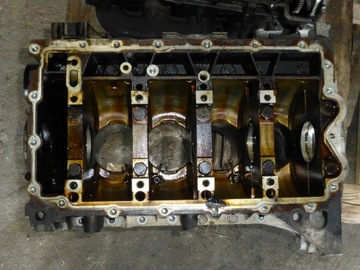 Blok silnika 7552781 BMW E90 N43B20AY