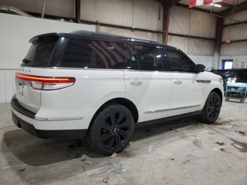 Lincoln Navigator III 2022 Lincoln Navigator Black Label 2022 3.5l 3.5 Benzyna 440KM, zdjęcie 3