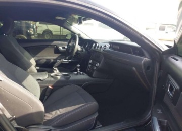 Ford Mustang VI 2019 Ford Mustang FORD MUSTANG ECOBOOST 2.3 Benzyna 314KM, zdjęcie 8