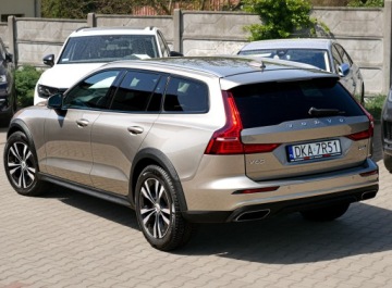 Volvo 2019 Volvo V60 CC AWD Pro Pamięć ACC skóra Komforty Blis Diody Keyles LKA Winter, zdjęcie 6